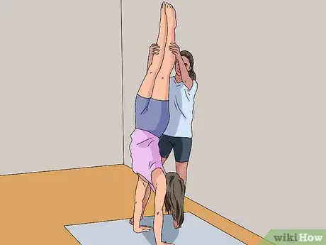 Imagen titulada Work up to a Handstand Push Up Step 9