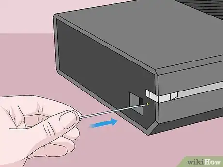 Imagen titulada Eject an Xbox One Disc Step 6