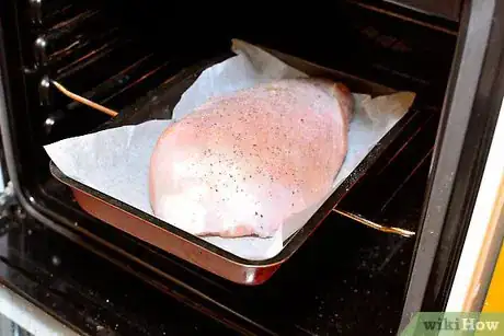 Imagen titulada Cook Boneless Turkey Breast Step 9