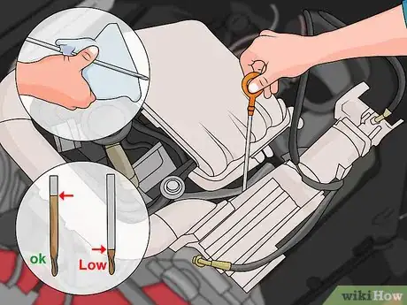 Imagen titulada Respond When Your Car's Oil Light Goes On Step 2