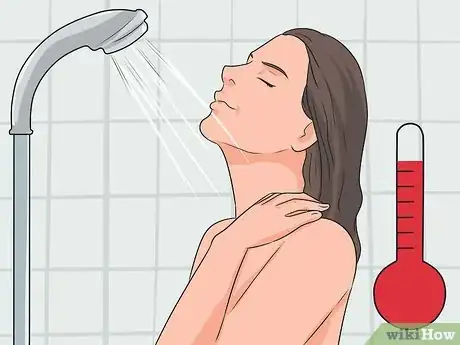 Imagen titulada Get Rid of an Itchy Sunburn (Fair Skin) Step 9