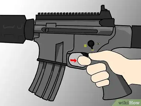 Imagen titulada Properly Shoot an Assault Rifle Step 12