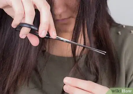 Imagen titulada Prevent Hair from Knotting Step 17