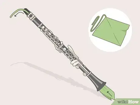 Imagen titulada Clean Your Clarinet's Mouthpiece Step 3