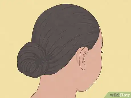 Imagen titulada What Is the Best Protective Style for Relaxed Hair Step 1