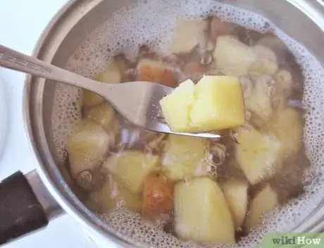 Imagen titulada Boil Red Potatoes Step 7