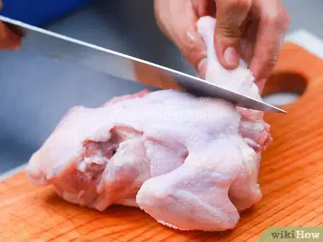 Imagen titulada Chop a Chicken Step 11