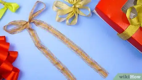Imagen titulada Make a Bow Out of a Ribbon Step 23