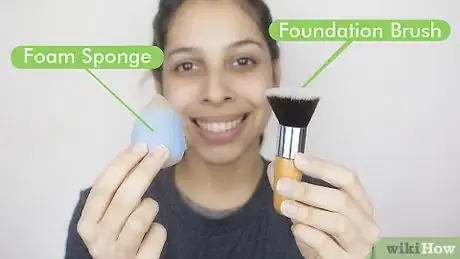 Imagen titulada Apply Foundation and Powder Step 6