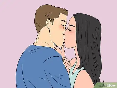 Imagen titulada Prepare for Your First Kiss Step 5