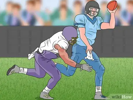 Imagen titulada Throw a Football Step 24