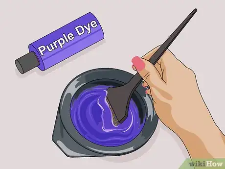 Imagen titulada Dye Hair Two Colors Step 20