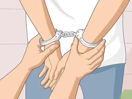 Imagen titulada Handcuff a Person Step 8