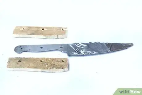 Imagen titulada Make Knife Handles Step 11