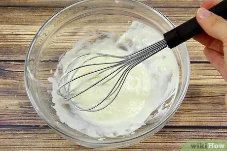 Imagen titulada Make Store‐Bought Frosting Better Step 8