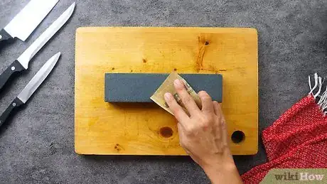 Imagen titulada Clean a Sharpening Stone Step 10