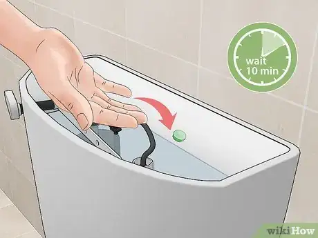 Imagen titulada Fix a Leaky Toilet Tank Step 3