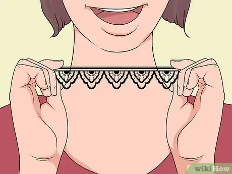 Imagen titulada Wear Chokers Step 7