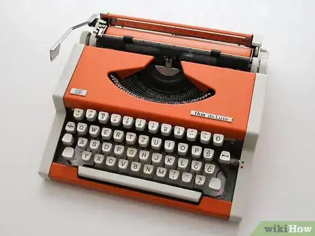 Imagen titulada Type on a Typewriter Step 1