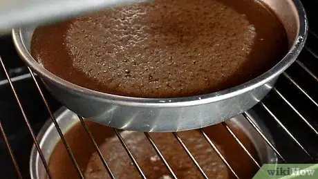 Imagen titulada Make a Simple Chocolate Cake Step 6