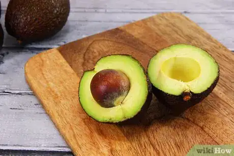 Imagen titulada Eat Avocado for Weight Loss Step 1