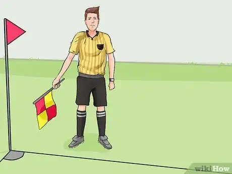 Imagen titulada Understand Soccer Assistant Referee Signals Step 6