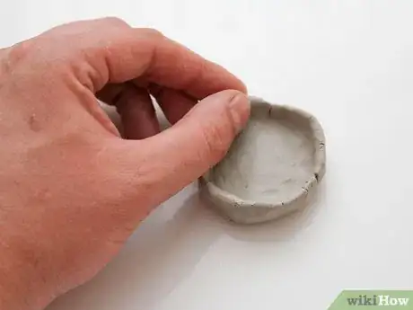 Imagen titulada Use Air Drying Clay Step 7