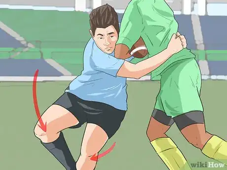 Imagen titulada Rugby Tackle Step 8