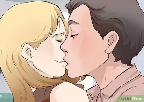 Imagen titulada Give an Unforgettable Kiss Step 12