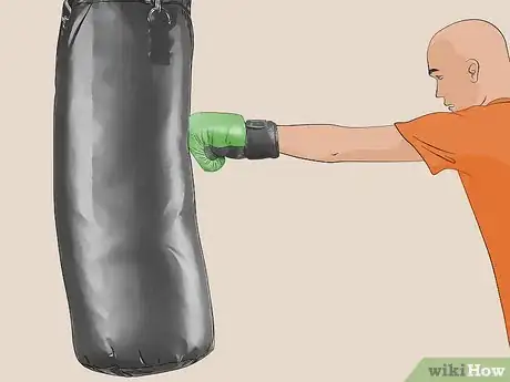 Imagen titulada Fix a Punching Bag Step 8