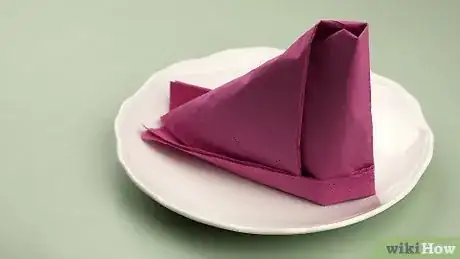 Imagen titulada Fold a Napkin Like a Boat Step 11