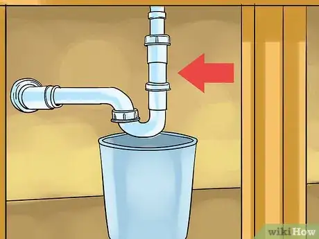 Imagen titulada Replace a Sink Basket Strainer Step 1