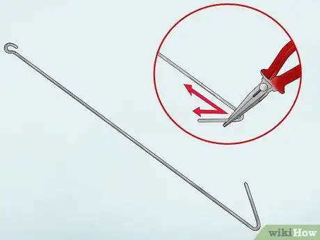 Imagen titulada Use a Coat Hanger to Break Into a Car Step 2