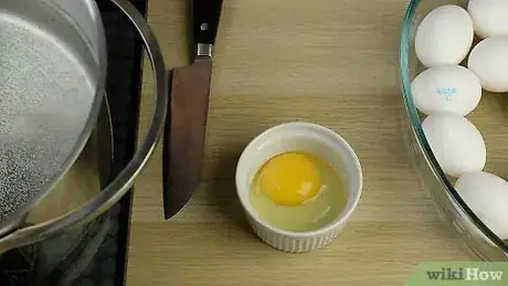 Imagen titulada Poach an Egg Step 7