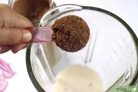 Imagen titulada Make a Hot Chocolate Milkshake Step 3