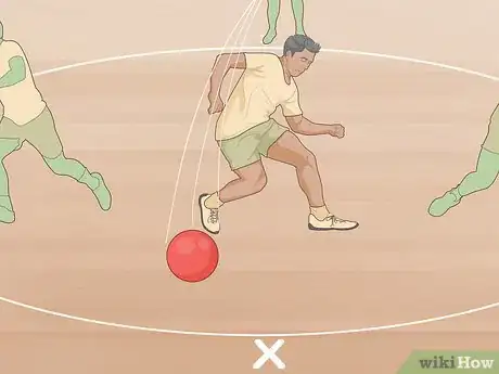 Imagen titulada Play Dodgeball Step 11