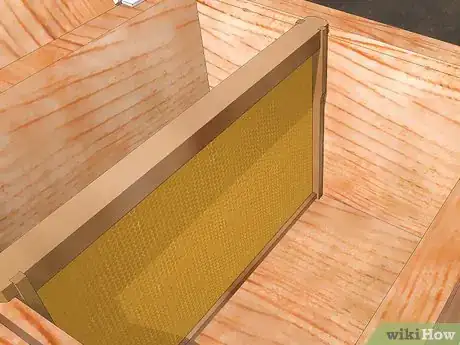 Imagen titulada Attract Bees to a Bee Box Step 4