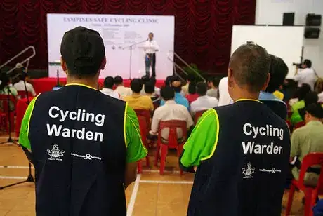 Imagen titulada Safe Cycling Clinic134 2102