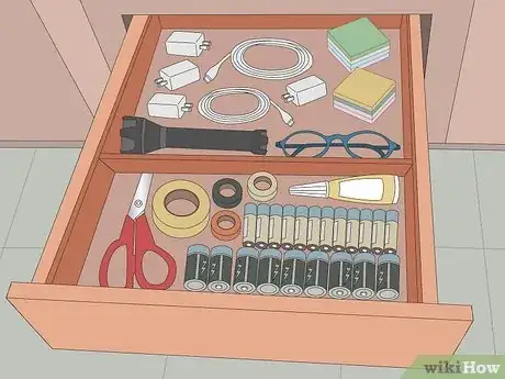 Imagen titulada Organize Kitchen Drawers Step 14