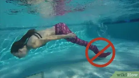 Imagen titulada Swim Like a Mermaid Step 16