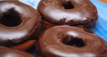 preparar donas con glaseado de chocolate