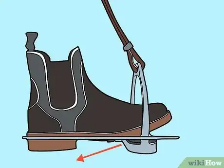 Imagen titulada Avoid Injury when Falling off a Horse Step 3