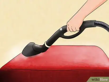 Imagen titulada Clean Upholstery with a Steam Cleaner Step 6