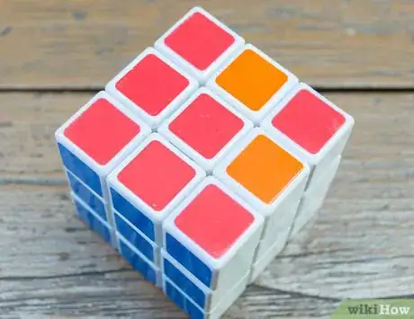 Imagen titulada Make Awesome Rubik's Cube Patterns Step 13