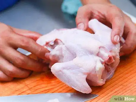 Imagen titulada Chop a Chicken Step 10