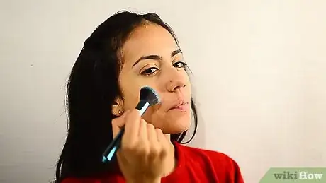 Imagen titulada Apply Makeup (for Teen Girls) Step 5