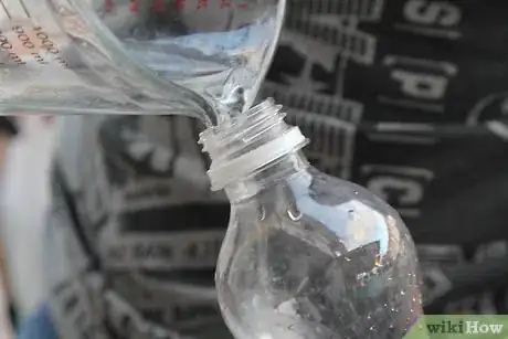 Imagen titulada Make a Water Bottle Bong Step 15