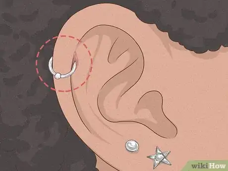 Imagen titulada Is It Safe to Pierce Your Own Cartilage Step 29