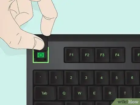 Imagen titulada Clean a Razer Blackwidow Keyboard Step 14