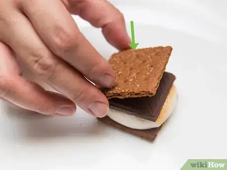 Imagen titulada Make a S'more Step 15